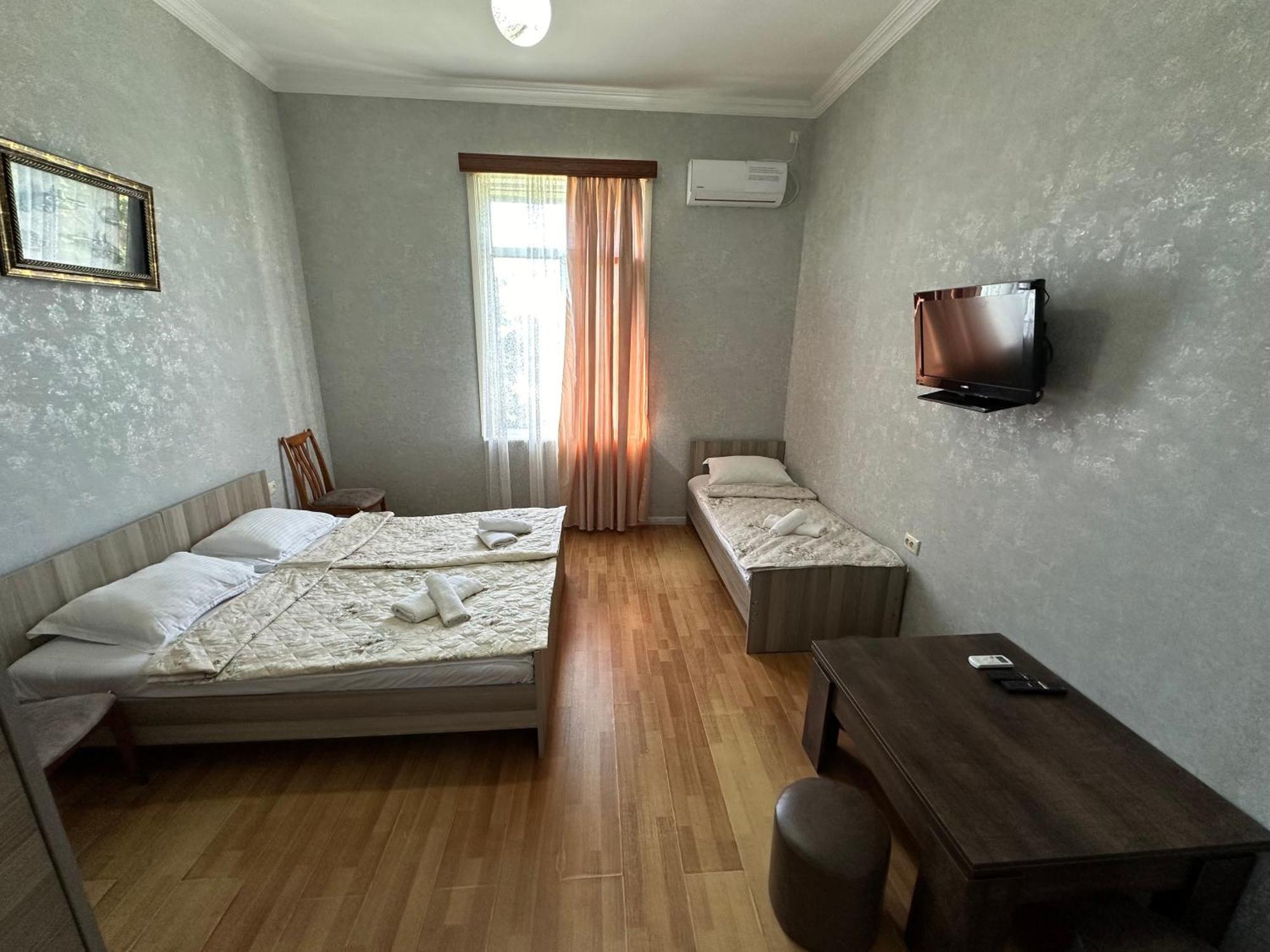 Green House Kobuleti ภายนอก รูปภาพ