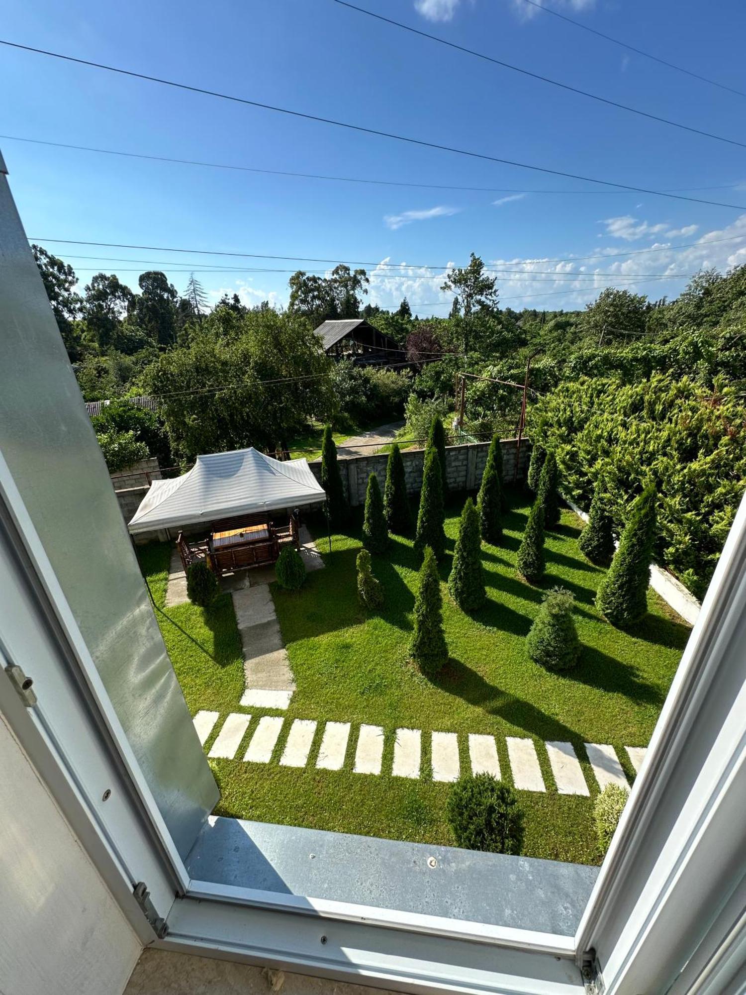 Green House Kobuleti ภายนอก รูปภาพ